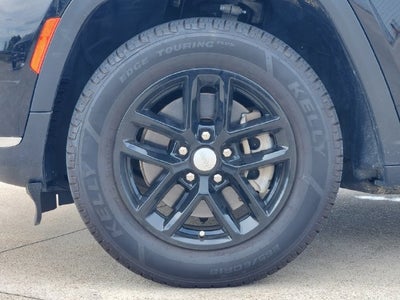 2021 Jeep Grand Cherokee L Laredo 4x2
