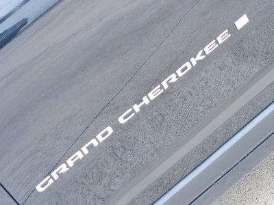 2021 Jeep Grand Cherokee L Laredo 4x2