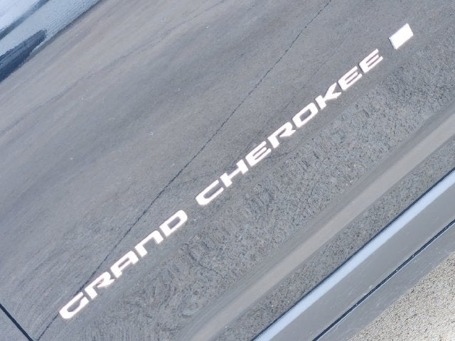 2021 Jeep Grand Cherokee L Laredo 4x2