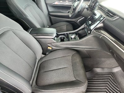 2021 Jeep Grand Cherokee L Laredo 4x2