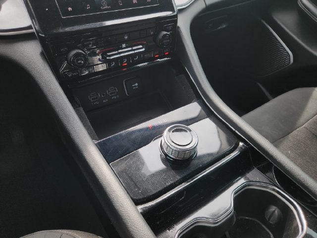 2021 Jeep Grand Cherokee L Laredo 4x2
