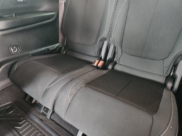 2021 Jeep Grand Cherokee L Laredo 4x2