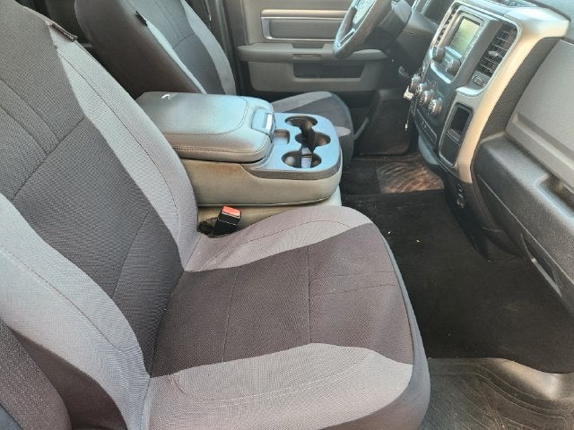 2017 RAM 1500 SLT Quad Cab 4x4 6'4" Box