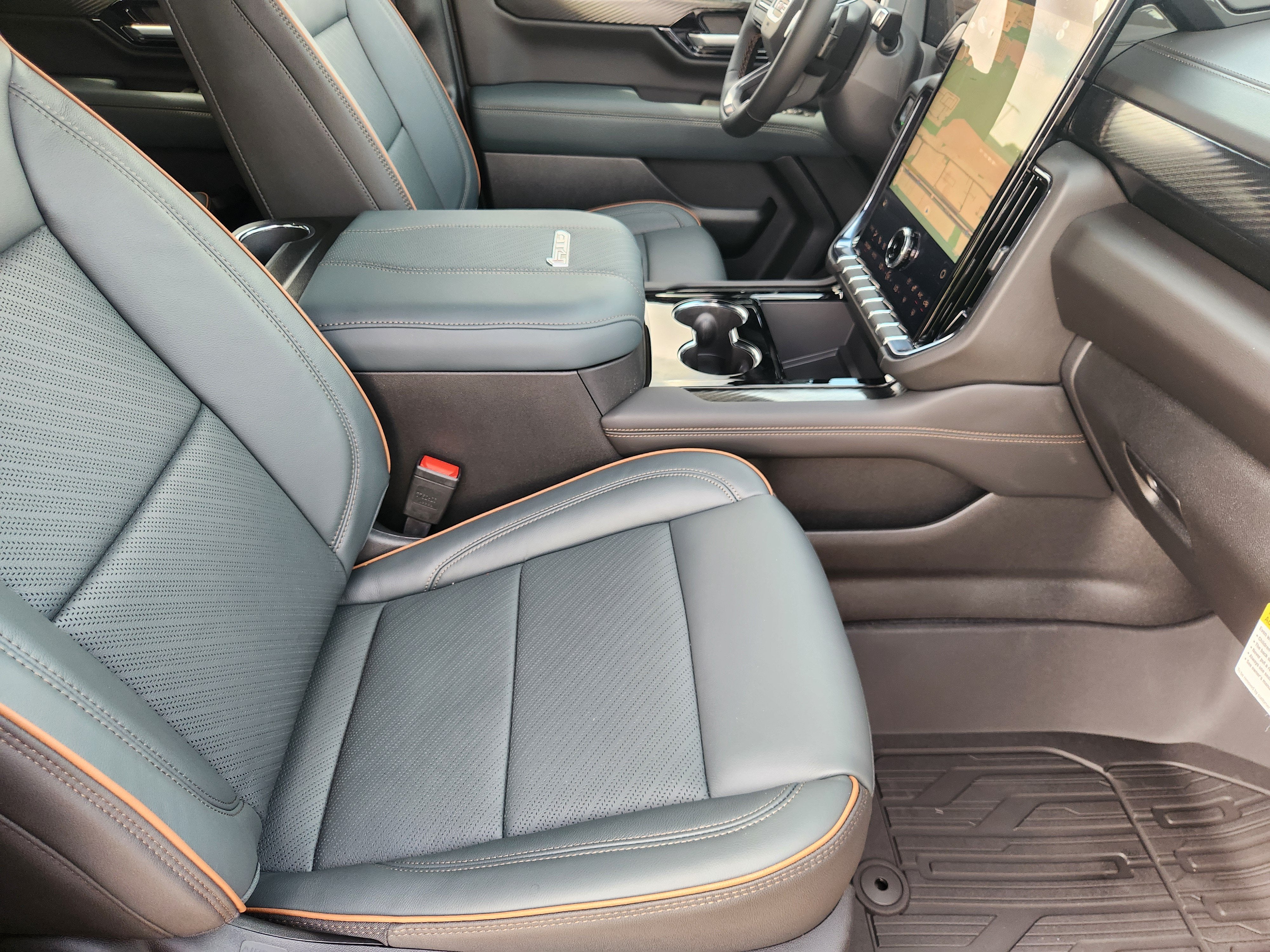 2027 GMC Yukon AT4