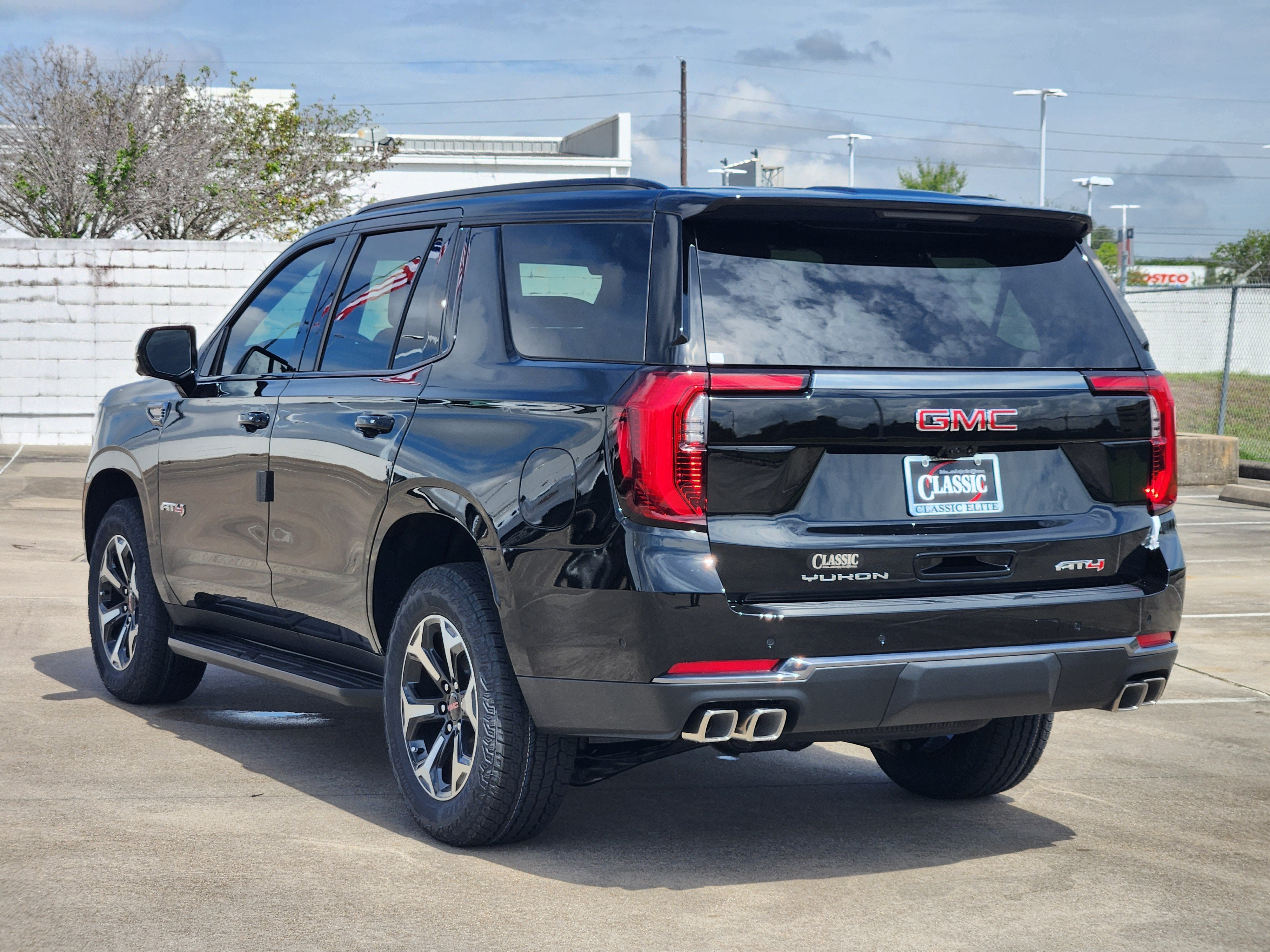 2027 GMC Yukon AT4