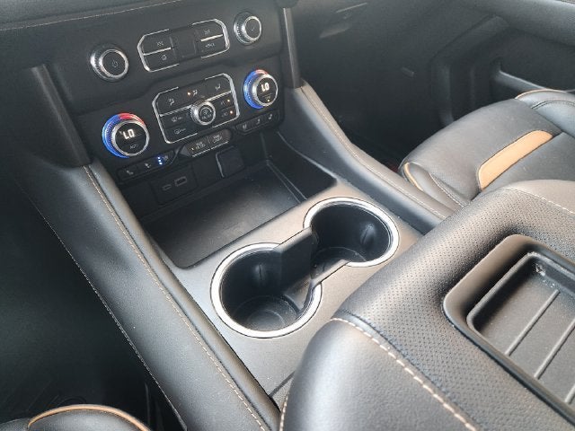 2024 GMC Yukon AT4