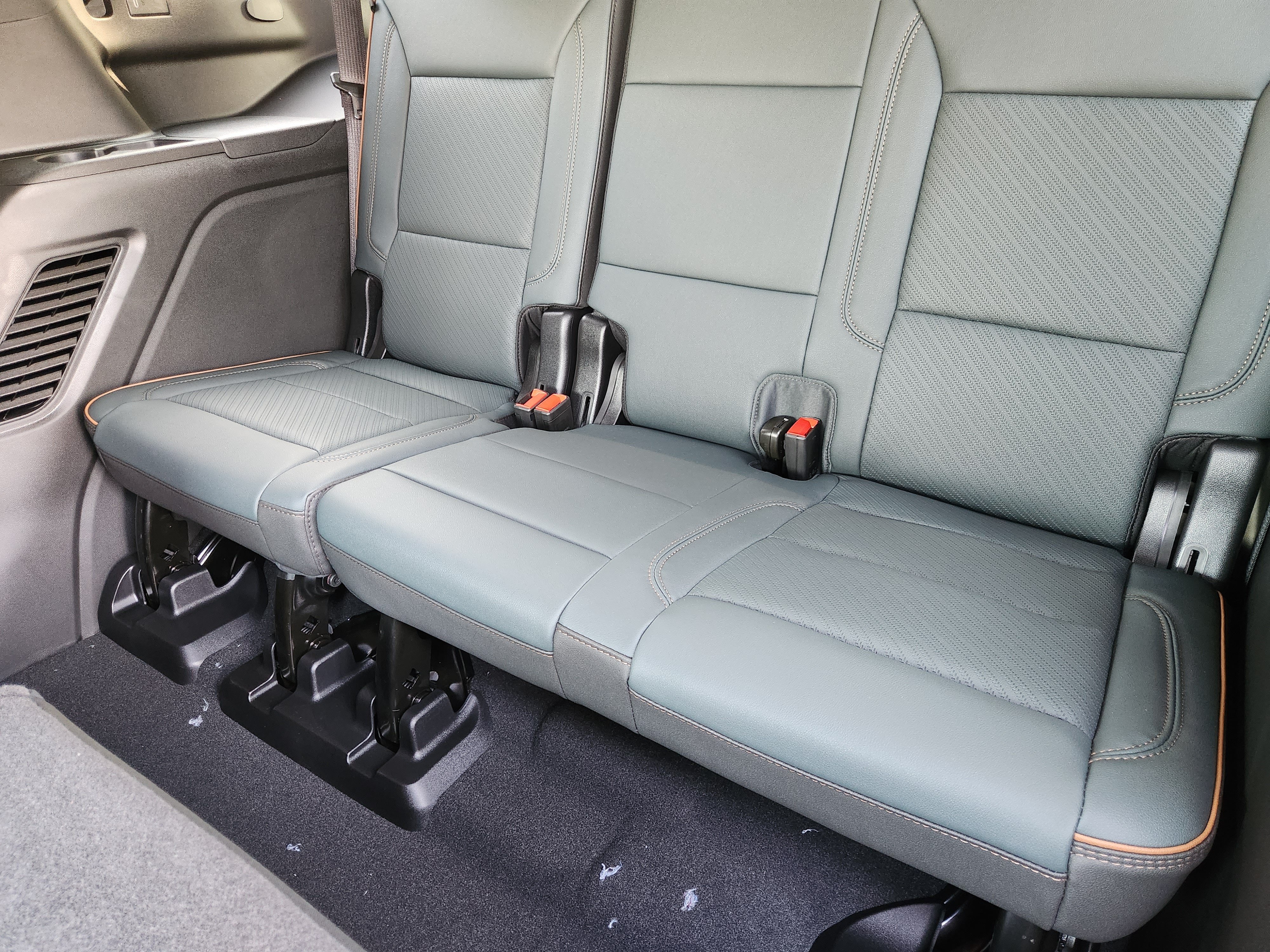 2027 GMC Yukon AT4