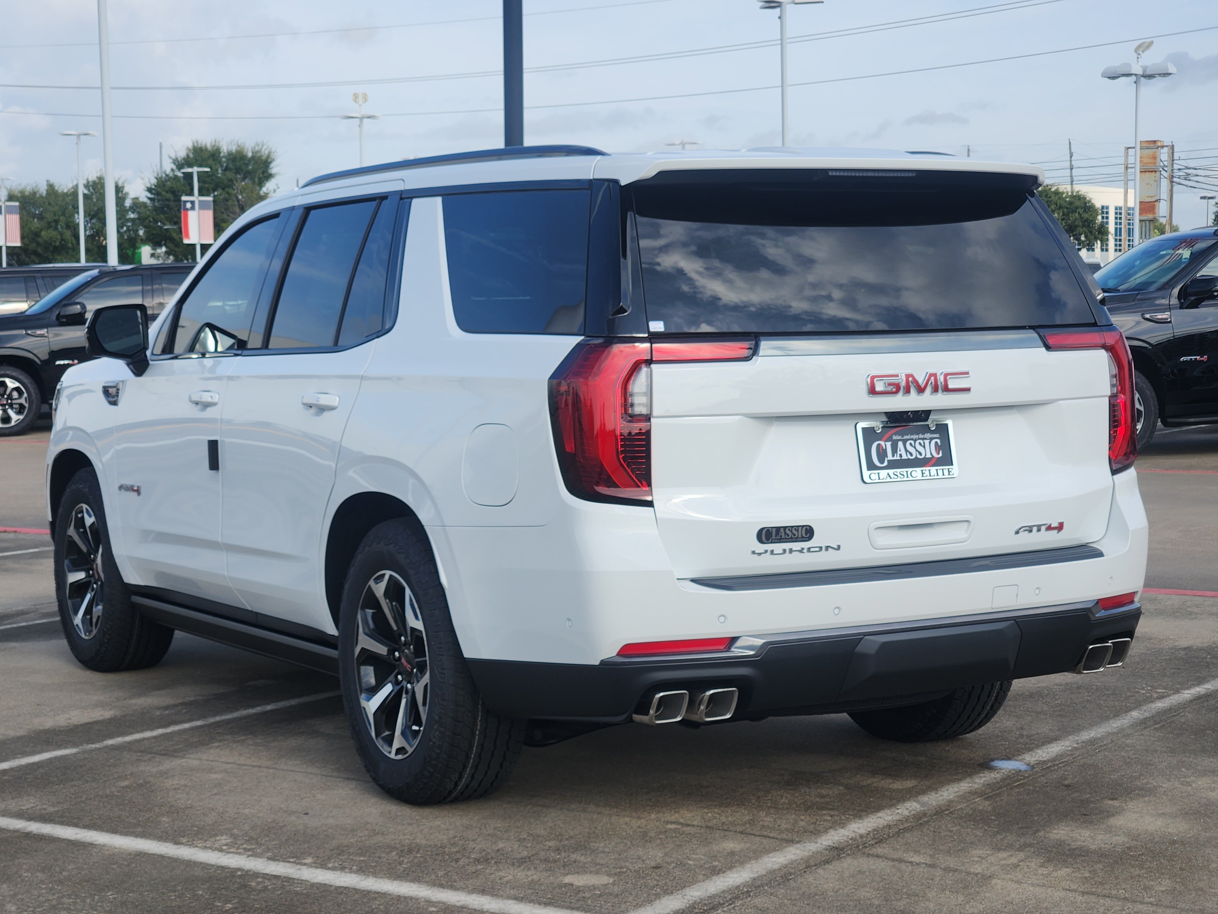 2027 GMC Yukon AT4