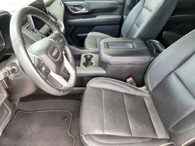 2023 GMC Yukon XL SLT
