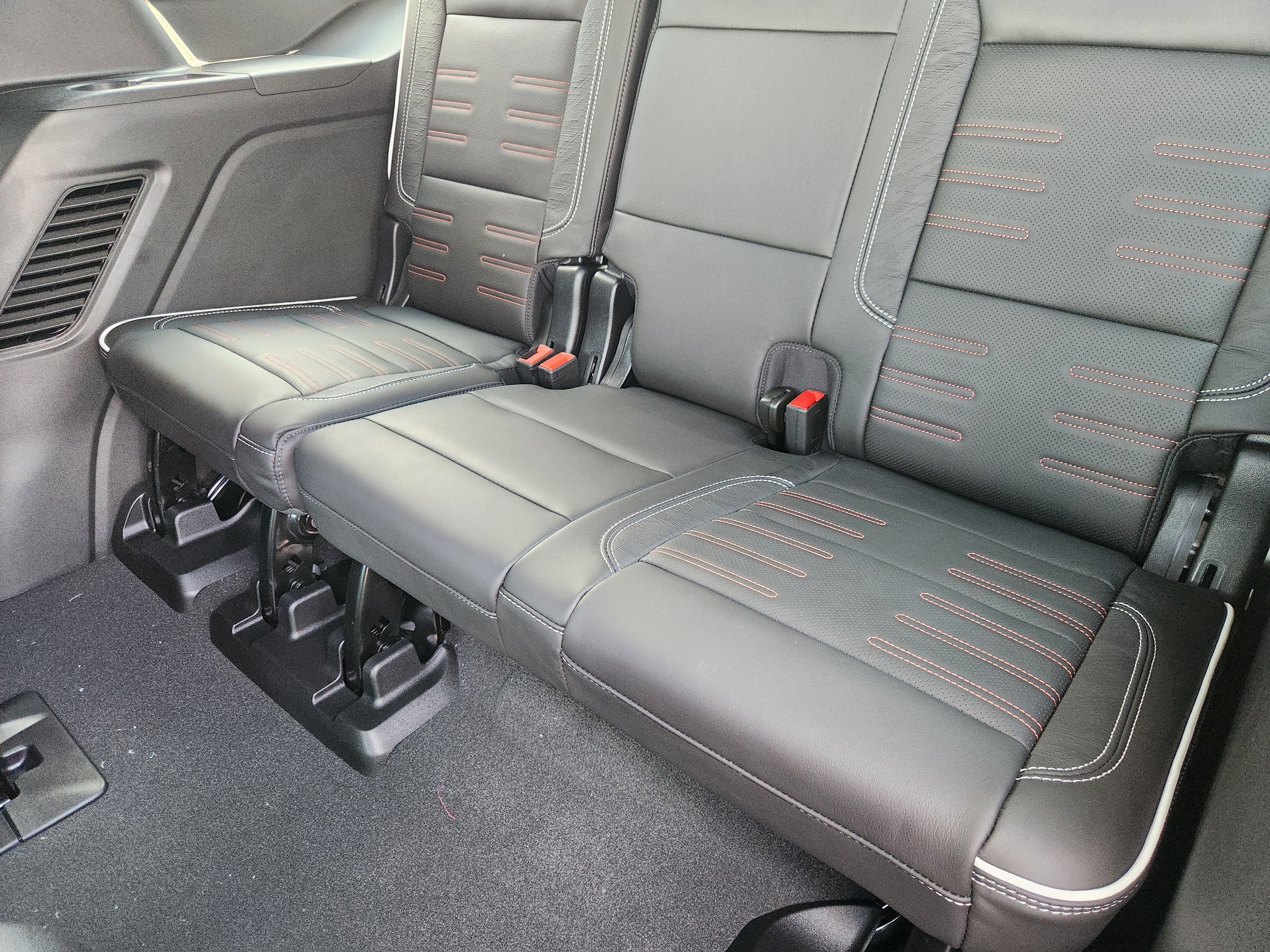 2027 GMC Yukon AT4 Ultimate