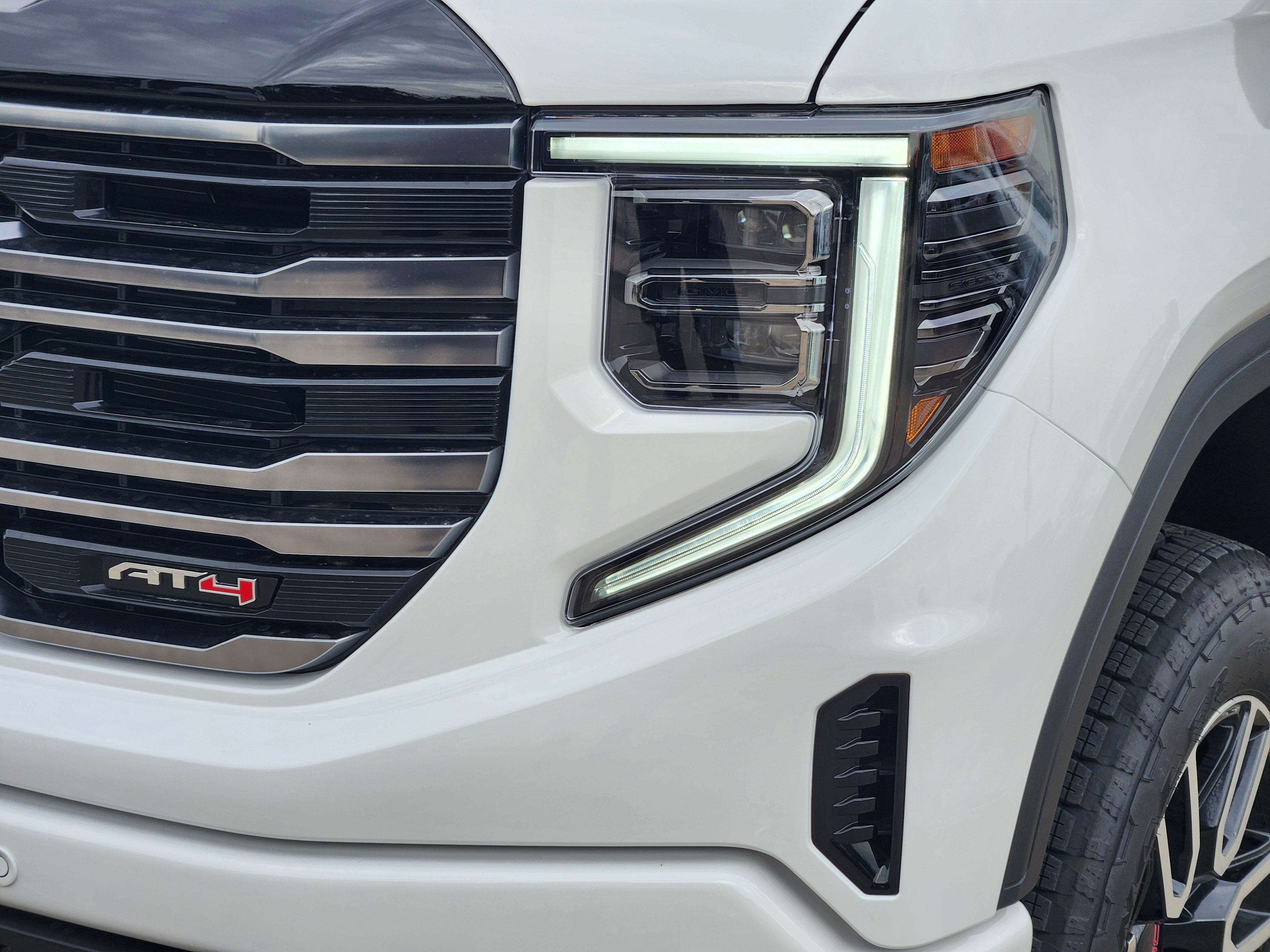 2026 GMC Sierra 1500 AT4 - Photo 6
