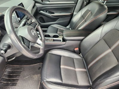 2025 Nissan Altima SR