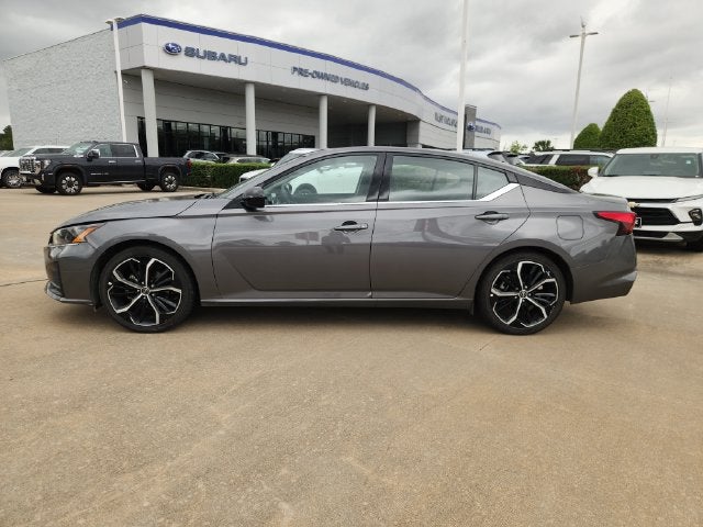 2025 Nissan Altima SR