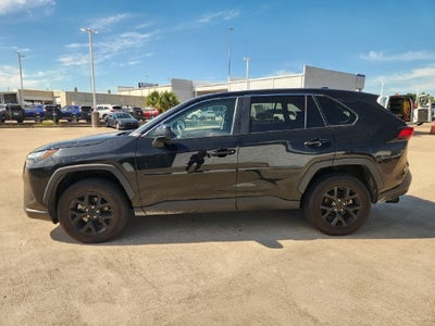 2025 Toyota RAV4 LE