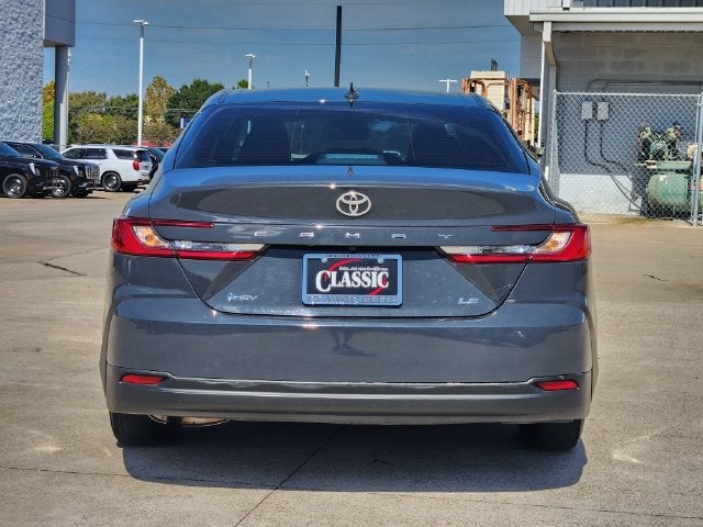 2025 Toyota Camry LE