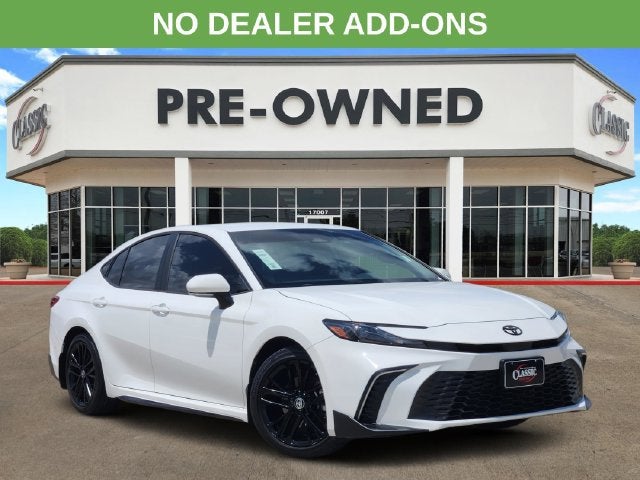 2025 Toyota Camry SE