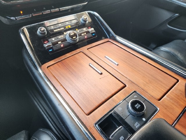 2019 Lincoln Navigator L Select