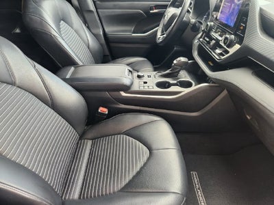 2023 Toyota Highlander XSE
