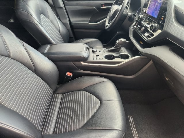 2023 Toyota Highlander XSE