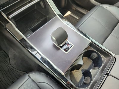 2026 Land Rover Range Rover Velar P250 Dynamic SE