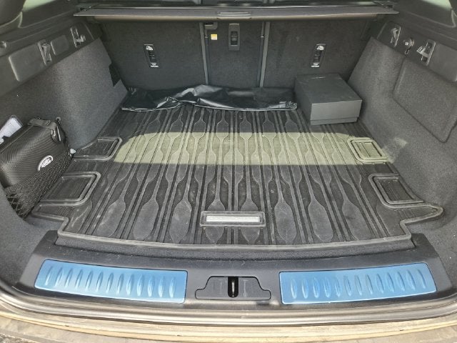 2026 Land Rover Range Rover Velar P250 Dynamic SE
